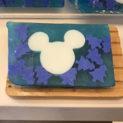 Disney Basin Fresh Cut Soap - Holiday Large Mickey With Trees
