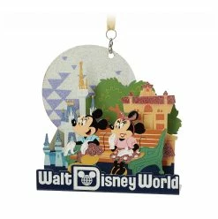 Disney Diorama Ornament - Mickey And Minnie Mouse - Disney Park Life